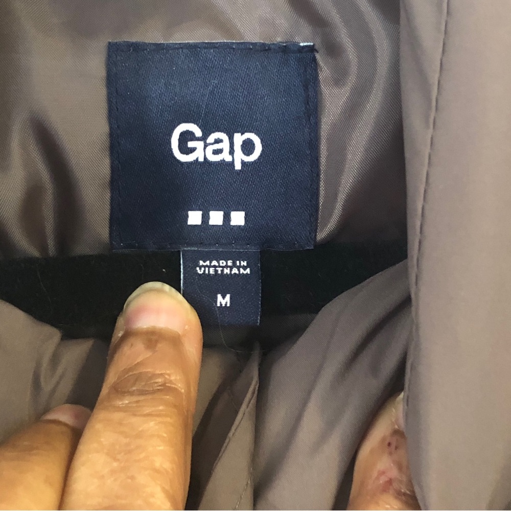 GAP Tan Brown Puffer Vest - Picture 6 of 8